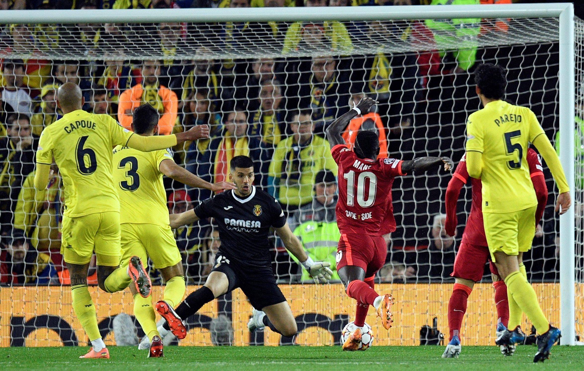 u8官方在线包含比利亚雷亚尔迎欧超杯关键赛，冲刺阶段官宣签约，球迷炸锅，年轻球员得到机会的词条