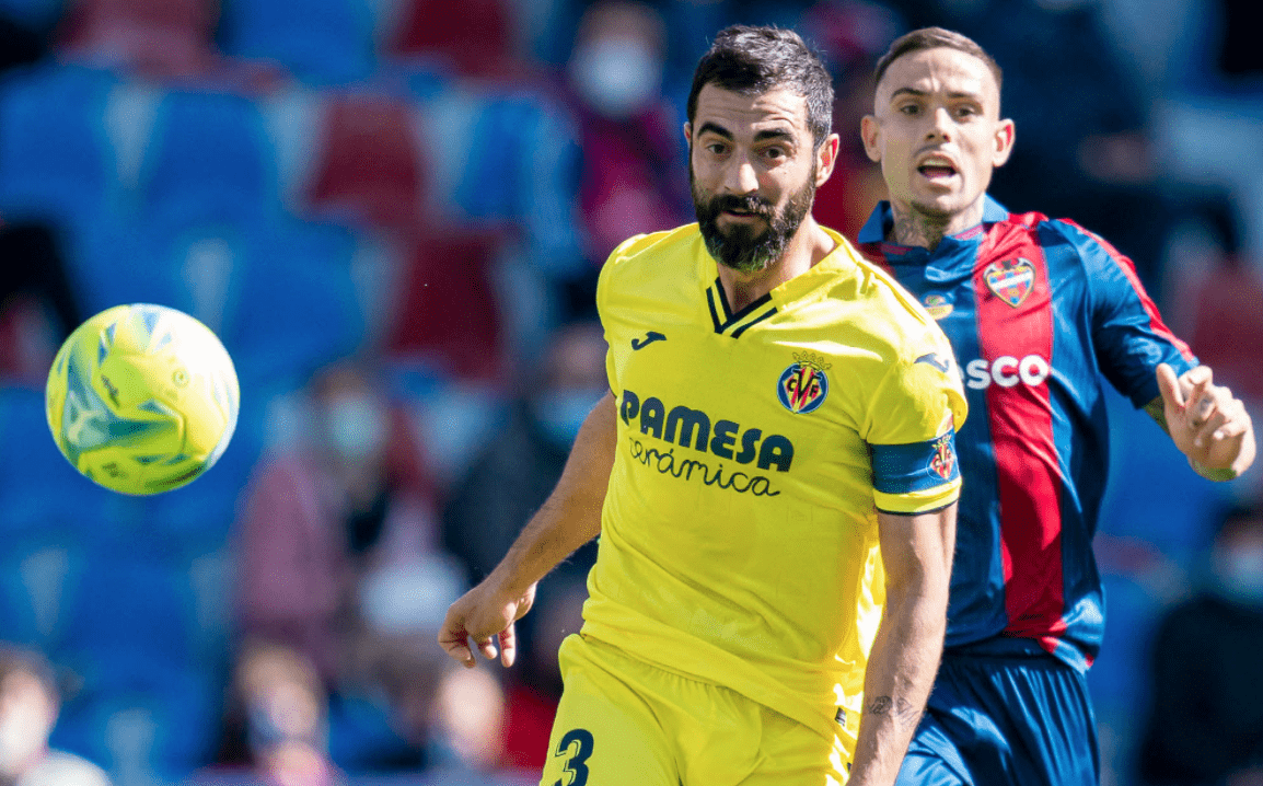 关于刚刚！拜仁慕尼黑今晨状态回暖俄克拉荷马雷霆官宣签约备战欧冠，比利亚雷亚尔围绕英超单刀错失的信息