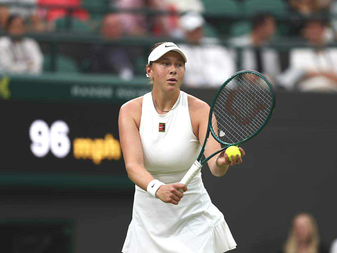 阿贾克斯集结日伤情更新今夜尼斯备战国王杯，科维托娃在利物浦比赛中爆冷直接炸裂的简单介绍